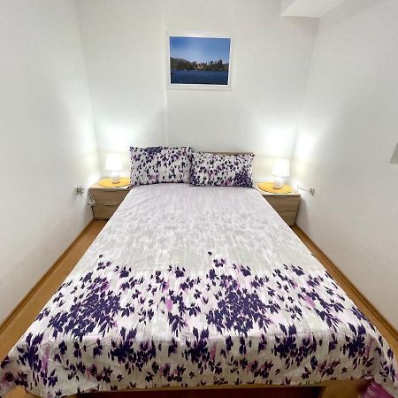 Villa Julie ยาดราโนโว ภายนอก รูปภาพ